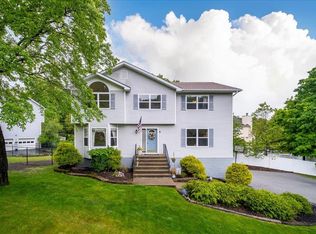 7 Cambridge Cir, Monroe, NY 10950