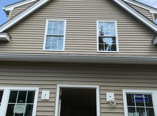 18 Bittern Rd, Quincy, MA 02169