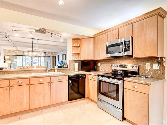 5th image of 9640 Pavarotti Terrace #104
