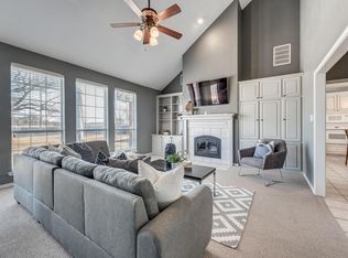 605 Grand Oaks Ct, Alvord, TX 76225