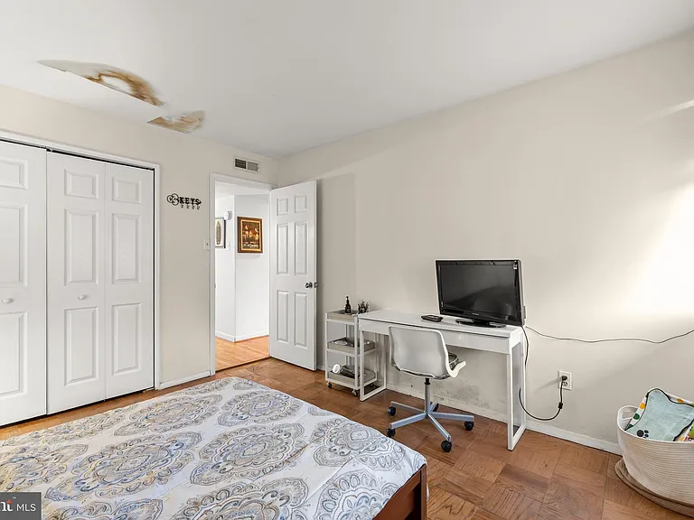 7244 Donnell Pl #D-2 — Photo 14