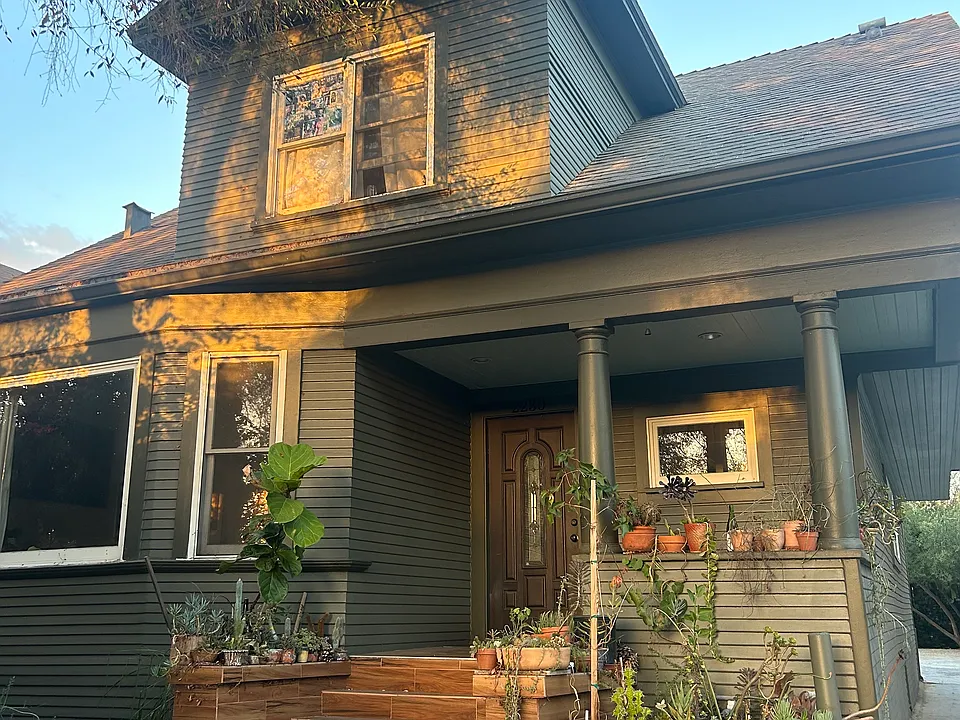 Griffin Ave