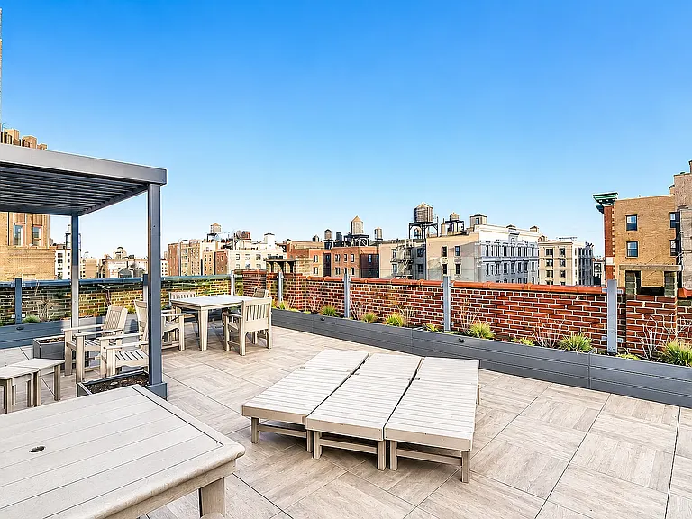 305 Riverside Dr #1H — Photo 7