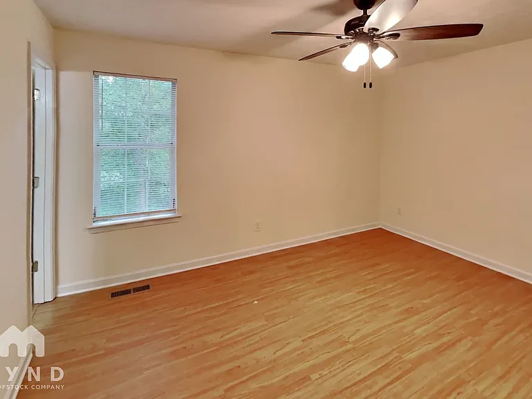 3726 James Ed Rd — Photo 11