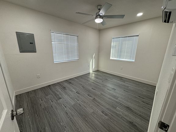 4th image of 2300 Brundage Ln #B
