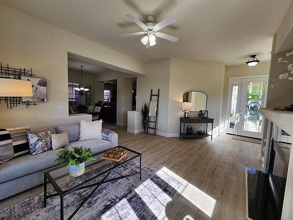 3rd image of 6086 Cielo Cir