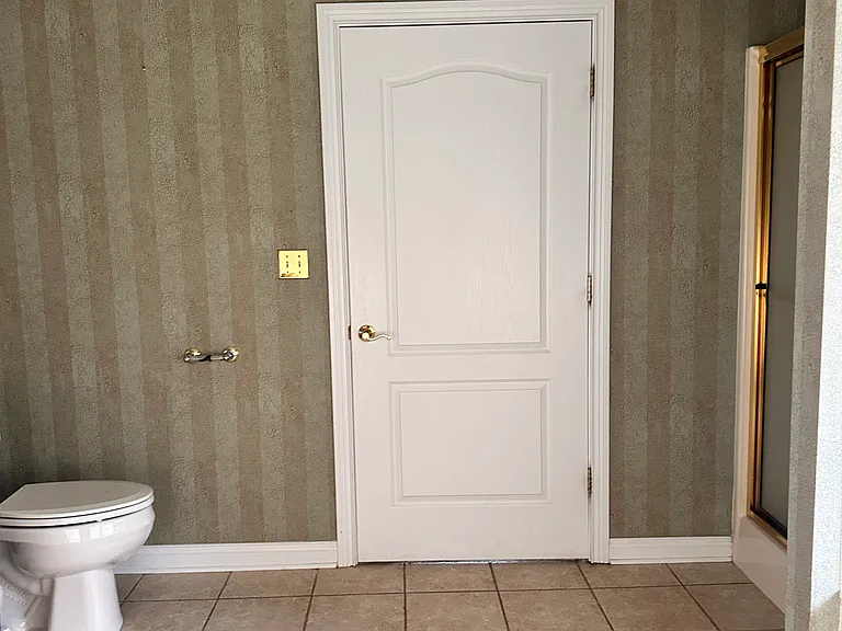 625 Vincent Way — Photo 25