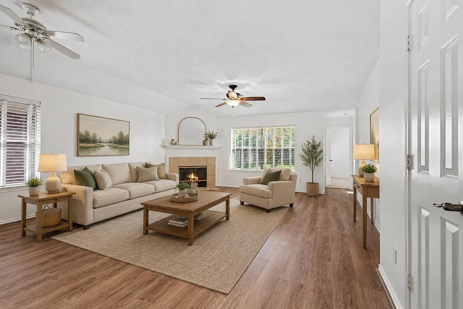 3 bed, 2.0 bath, 1497 sqft, $2,200 — Photo 4
