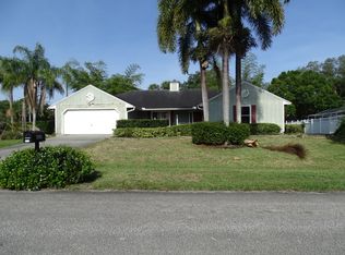 485 39th Ct SW, Vero Beach, FL 32968
