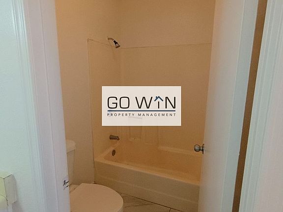 3rd image of 1102 W Cheryl Dr APT 101