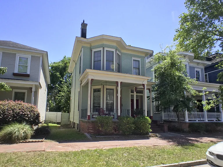 407 E Park Ave — Photo 16