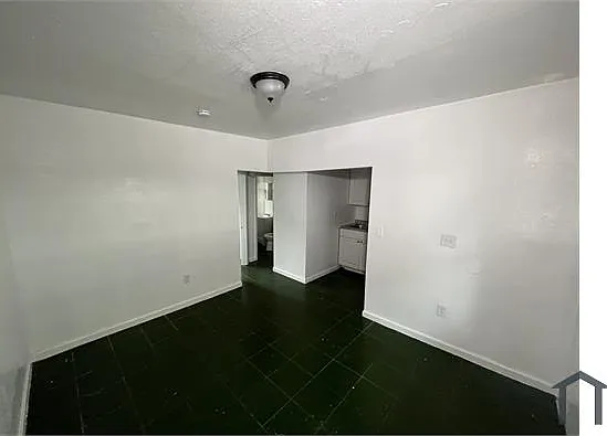 1 bed, 558 sqft, $1,500 — Photo 4