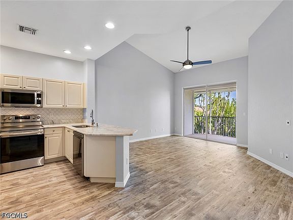 3rd image of 4231 Liron Ave APT 202
