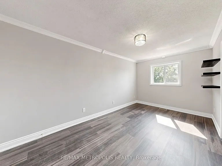 118 Jordan Dr — Photo 21