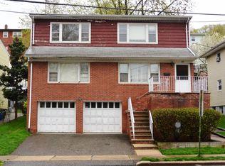 388 Bernard Pl, Ridgefield, NJ 07657