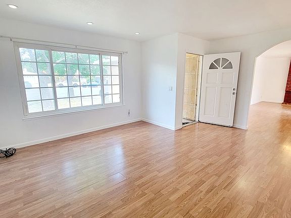 2nd image of 316 Baltic Sea Ct