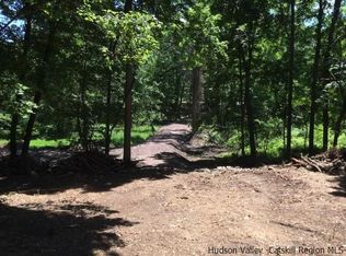 638 Old Post Rd, Esopus, NY 12561