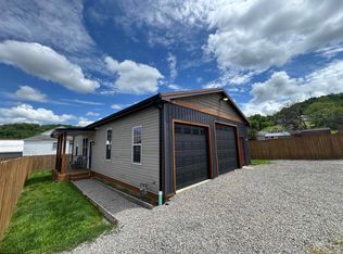 8356 3rd St, Clarksburg, WV 26301