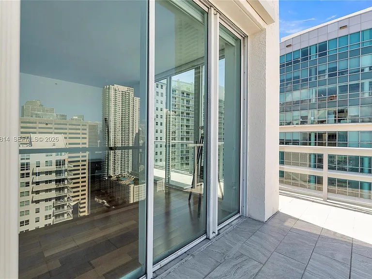 1155 Brickell Bay Dr #Penthouse 102 — Photo 34