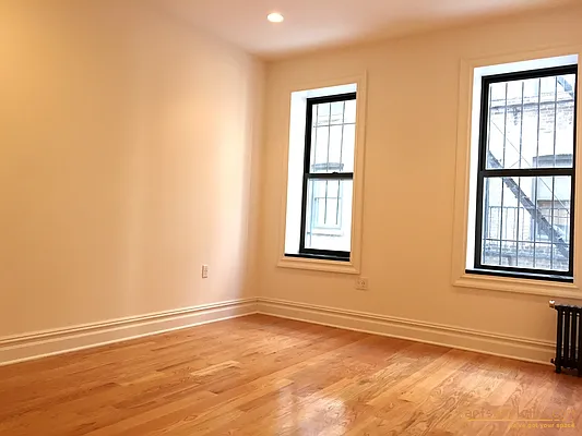 Rented by aptsandlofts.com | media 7