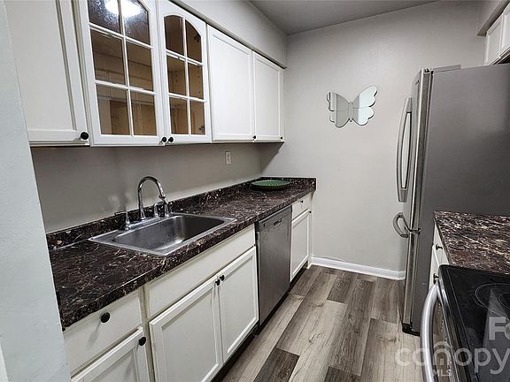 4th image of 133 Orchard Trace Ln APT 5