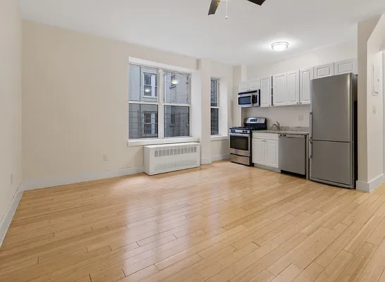 Rented by MNS | media 1