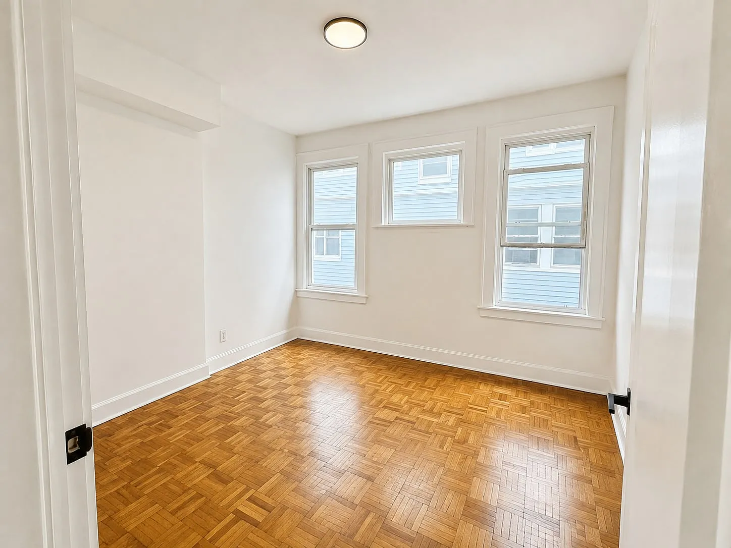 3 bed, $2,300 — Photo 1
