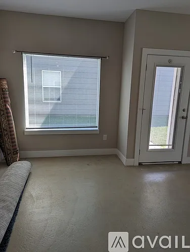 3 bed, 1200 sqft, $1,445 — Photo 3