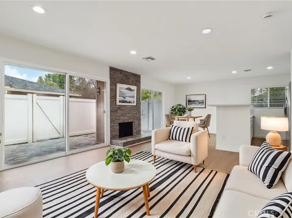 28512 Conejo View Dr, Agoura Hills, CA 91301