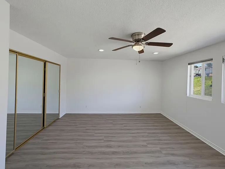 1038 Rimwood Dr — Photo 27