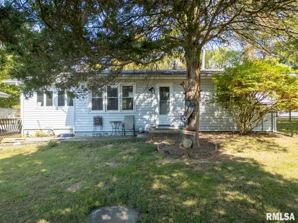 25 Lees Dr, Creal Springs, IL 62922