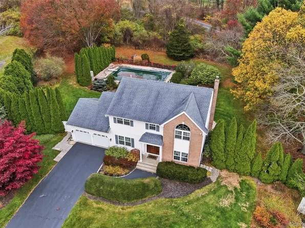 48 Windcrest Drive, Manorville, NY 11949