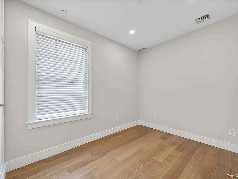 108 South St #E — Photo 10