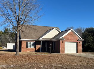 12281 Mallard Creek Dr, Laurinburg, NC 28352