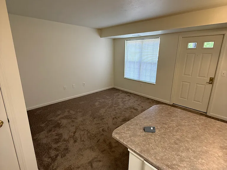 Rosewood Riverside — Photo 7