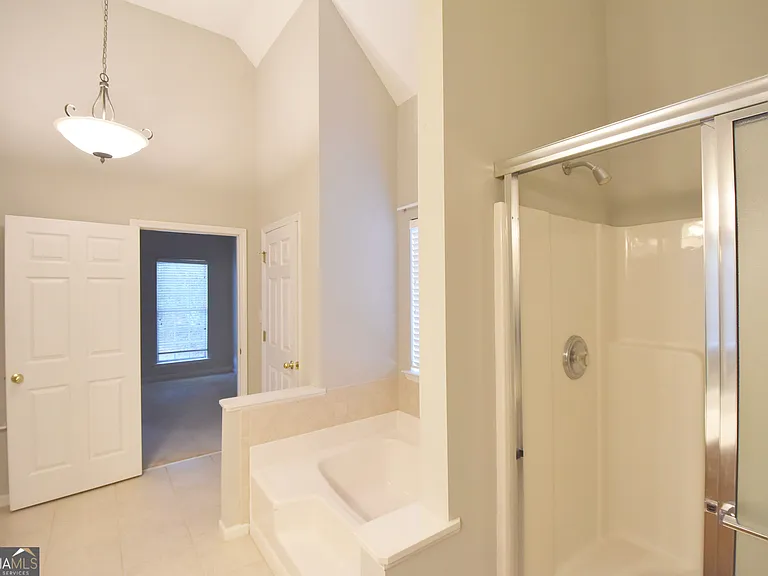 219 Turnbridge Cir — Photo 37
