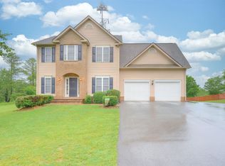 5868 Cotton Hill Rd, Roanoke, VA 24018