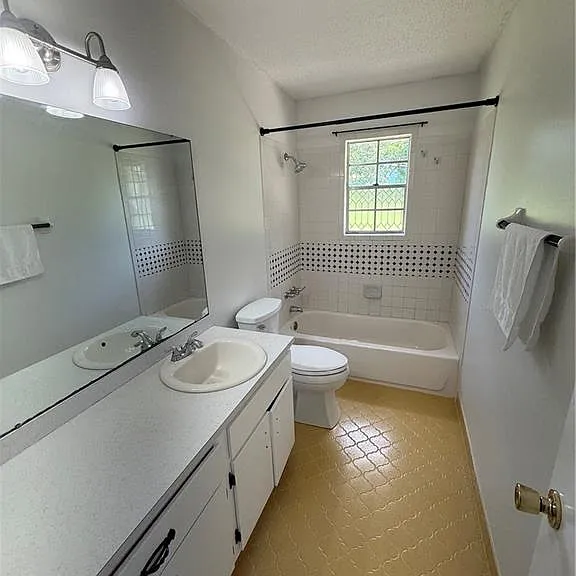 7662 Simmons Dr — Photo 7