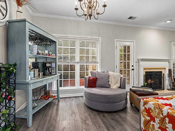 5th image of 4117 River Walk Ln