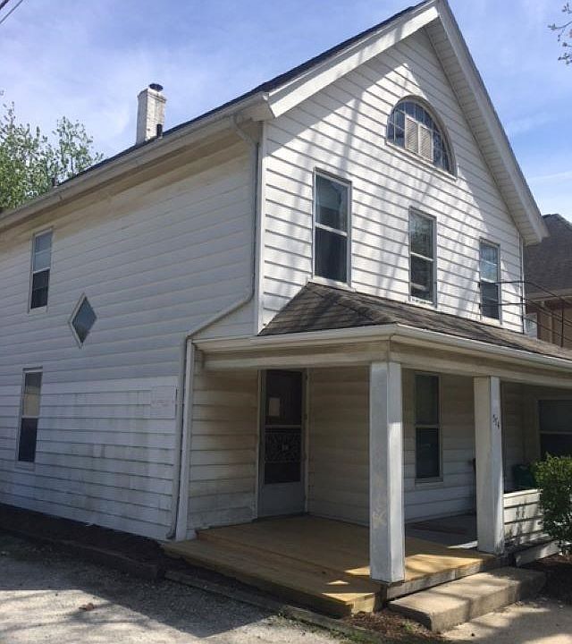 2nd image of 514 N Dubuque St