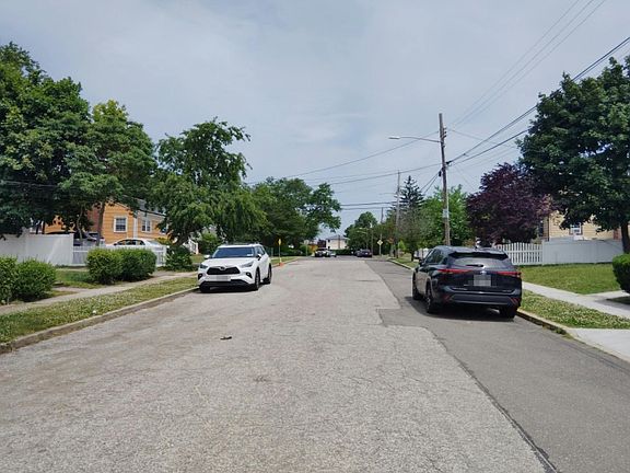 5th image of 524 Decatur St