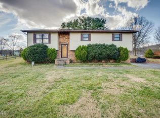 247 Carlton Rd, Bristol, TN 37620