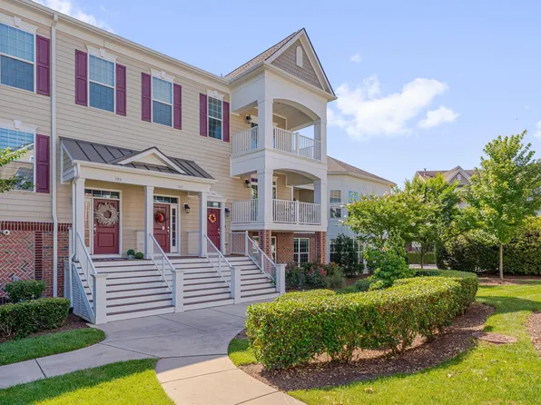 10330 Sablewood Dr #104, Raleigh, NC 27617