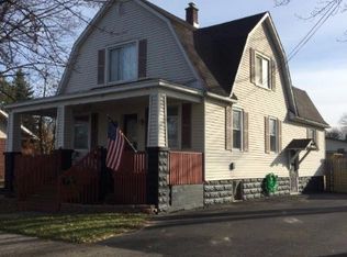 1400 Dunbar St, Essexville, MI