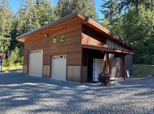 8897 Glacier Ct, Glacier, WA 98244