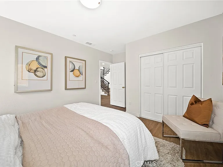 1372 Carmona Ave — Photo 30