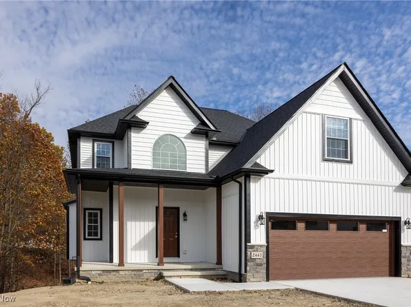 2443 Rockefeller Rd, Wickliffe, OH 44092