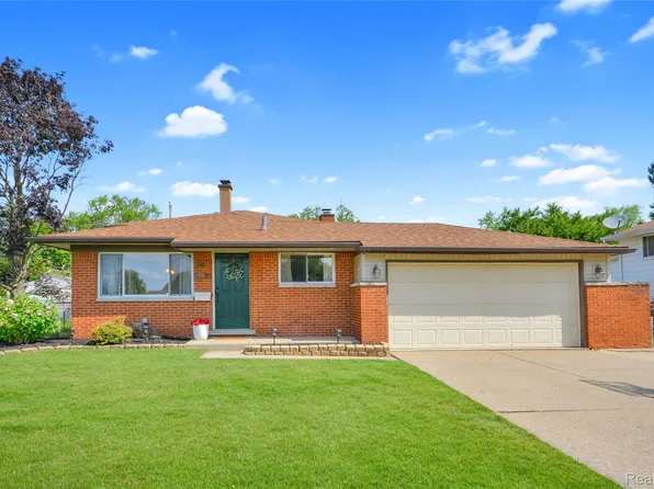 8573 San Marco Blvd, Sterling Heights, MI 48313