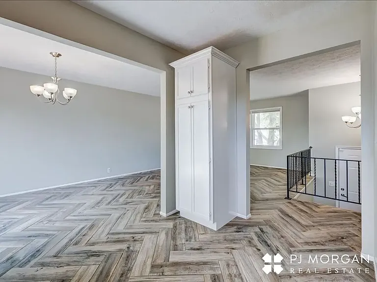 8903 Florence Dr — Photo 4