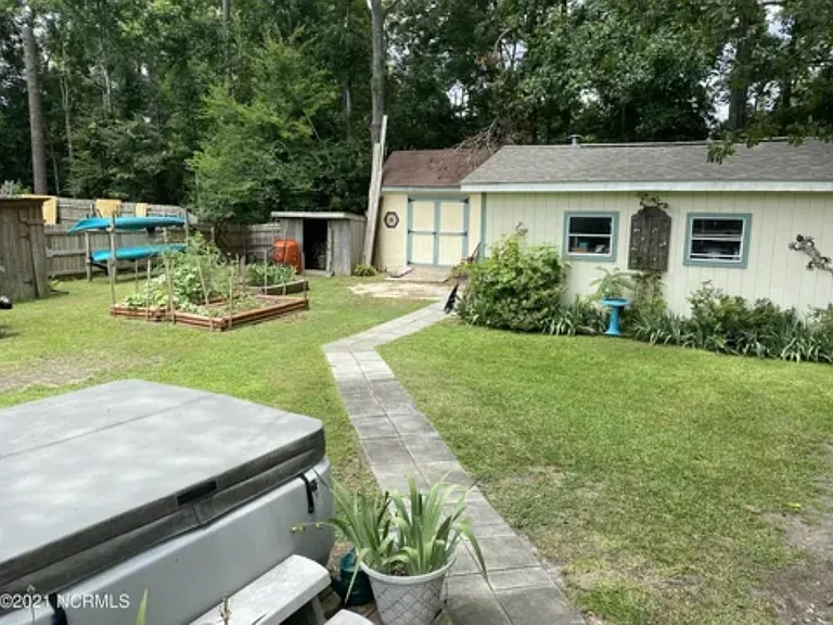513 Crissy Dr — Photo 15